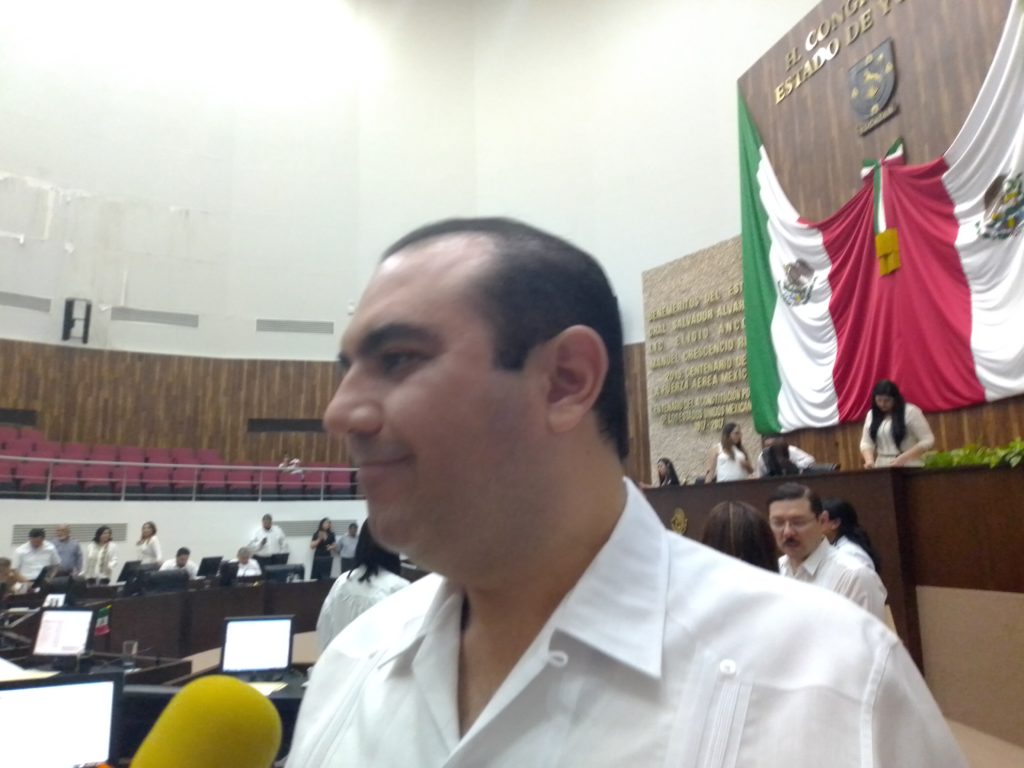 Las comparecencias de los secretarios y directores no dejo satisfechos a diputados priistas