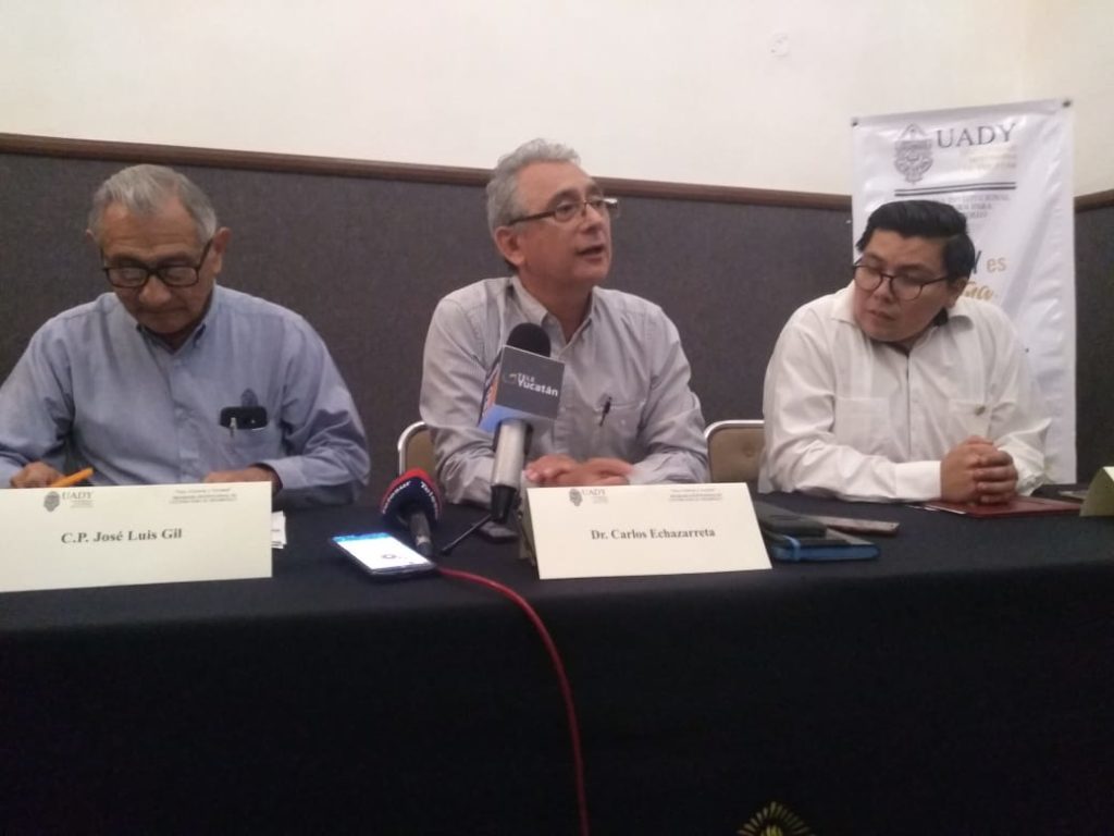 La UADY llega a sus 98 años con buena salud