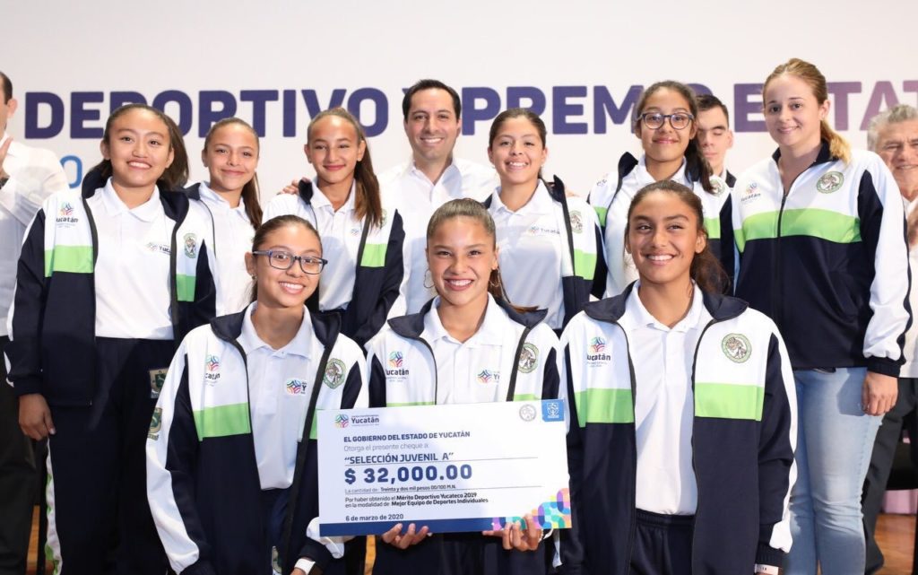 Vila Dosal entregó este día el Premio Estatal del Deporte y el Mérito Deportivo 2019