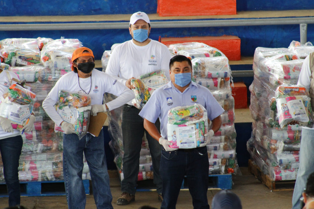 Comienzan con la entrega de despensas del Gobierno del Estado en Umán