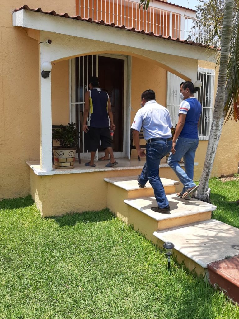 El presidente municipal de Umán apoya a joven con problemas de adicción