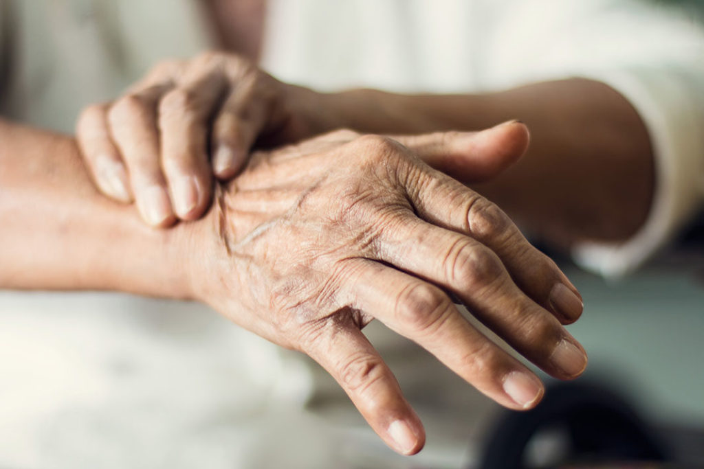 Pacientes con Parkinson tiene posibilidades de adquirir COVID-19