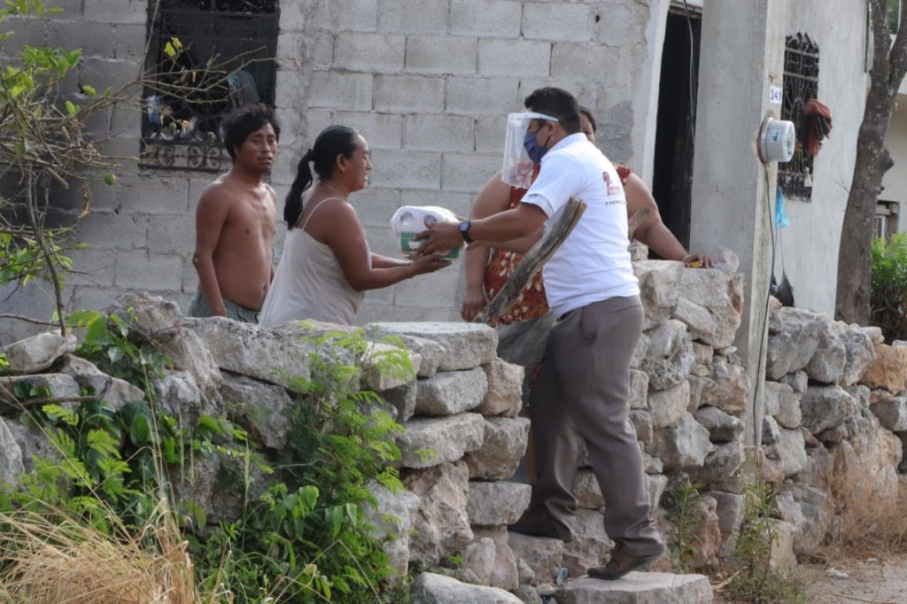 Comienza la repartición de despensas en el municipio de Izamal