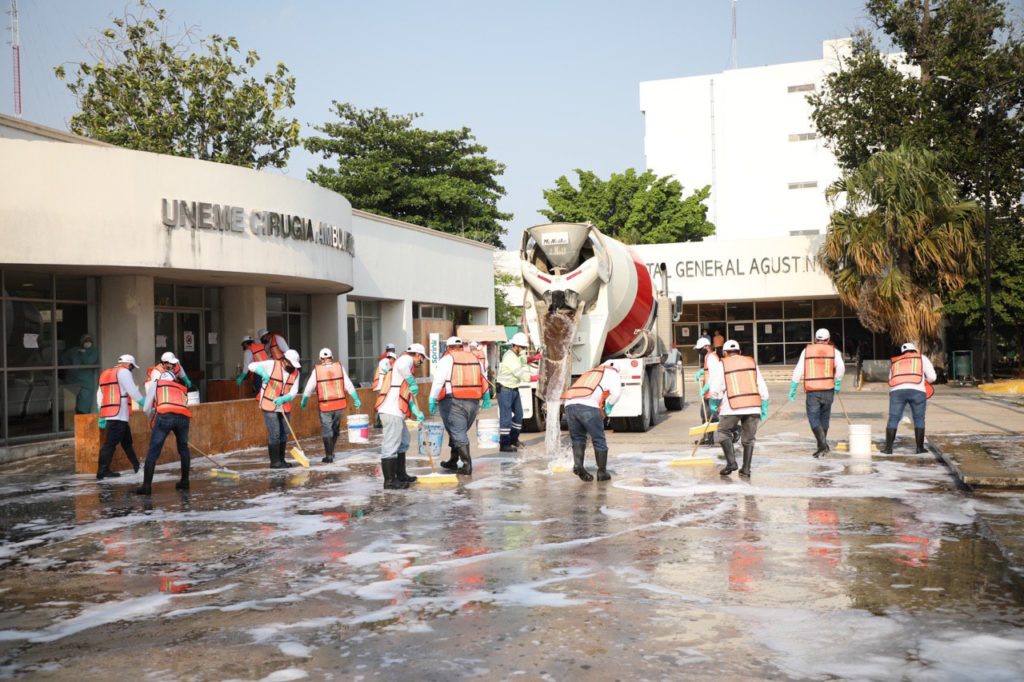 El Gobierno del Estado y Cemex unen esfuerzos para limpieza y desinfección de áreas de acceso a hospitales públicos