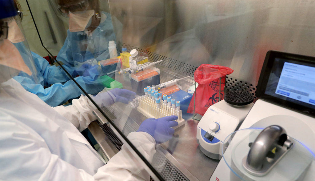 Se realiza operativo de detección oportuna de Coronavirus para localizar y detener cadenas de contagios en mercados públicos del centro de Mérida