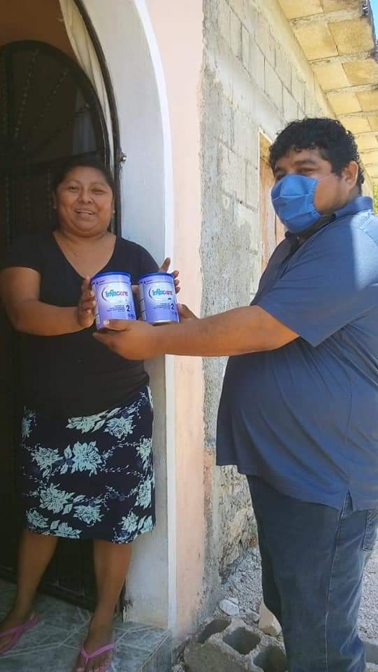 Sudzal entrega despensas por familia para apoyar a la población