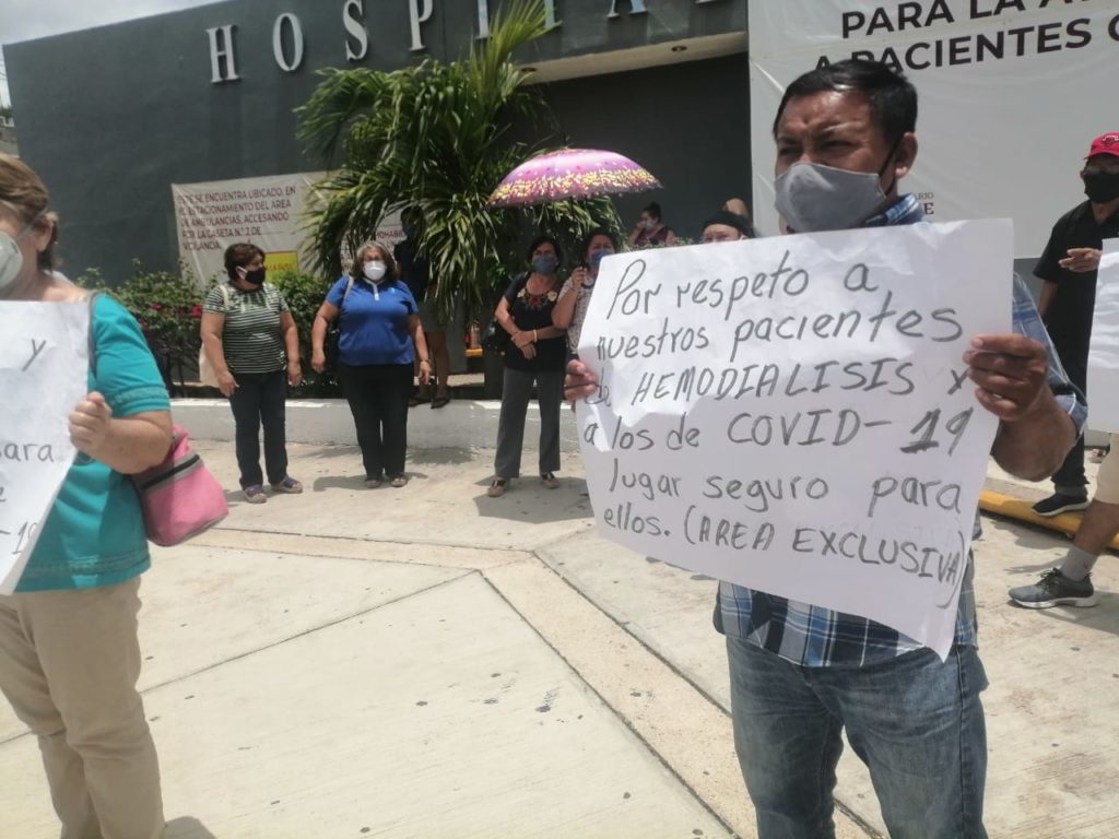 Protestan por presuntos malos manejos del ISSSTE