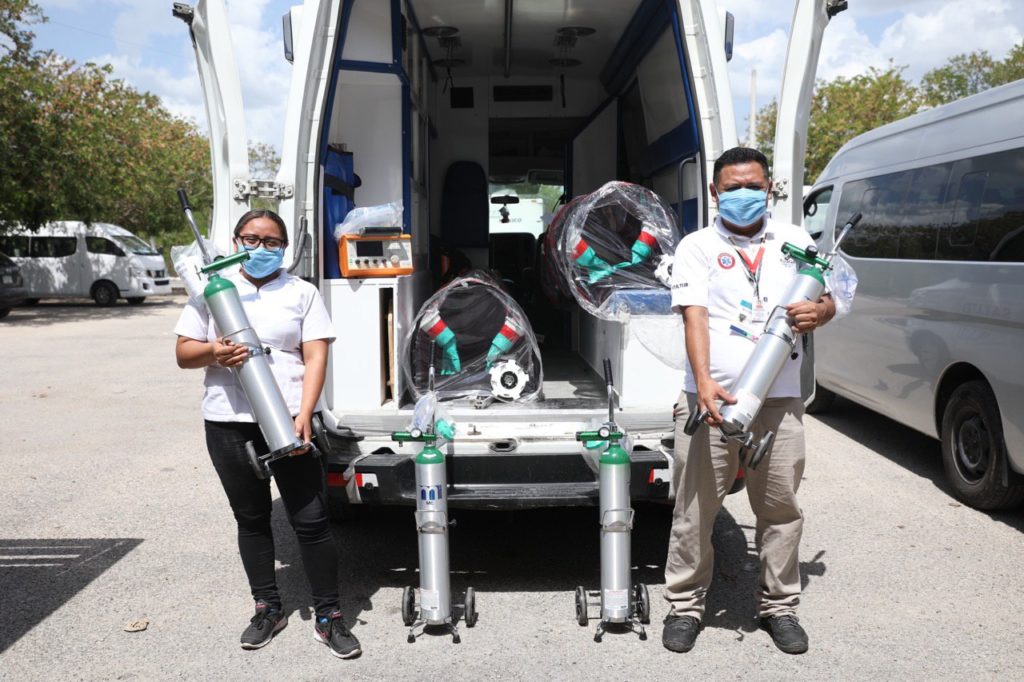 Ambulancias continúan siendo equipadas para ofrecer traslados más seguros a pacientes con Coronavirus