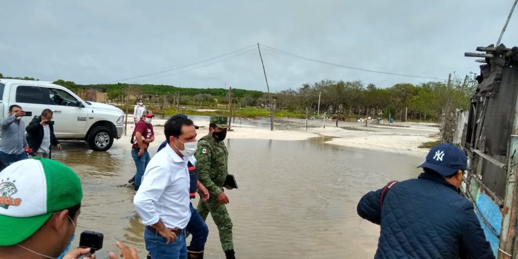 Gobierno de Yucatán atiende las zonas más afectadas del sur de Yucatán por el paso la tormenta tropical "Cristóbal"