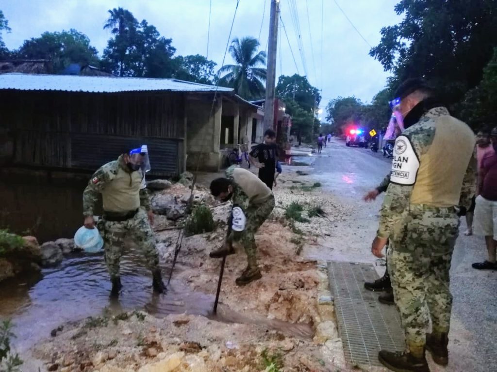 Habitantes de comisarías de Yaxcabá son desalojados ante inundaciones
