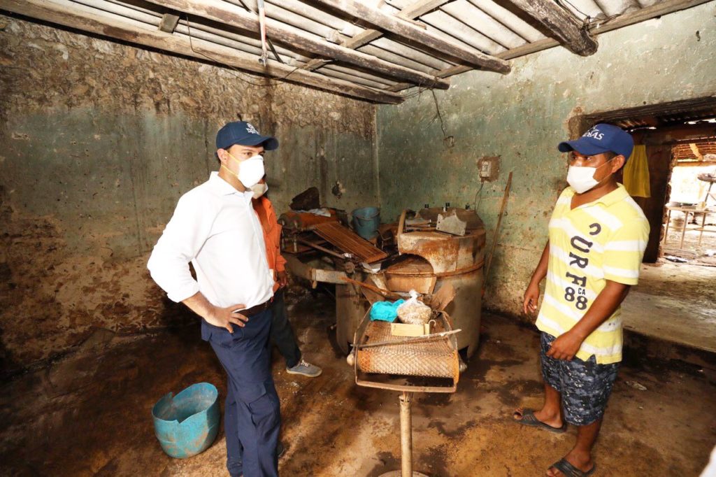 El Gobernador Mauricio Vila Dosal continúa llevando ayuda a las poblaciones más afectadas por las lluvias de la tormenta tropical "Cristóbal"