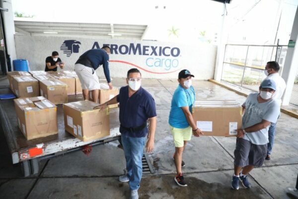 Llega a Yucatán más de una tonelada de donativos por parte de habitantes de la Ciudad de México