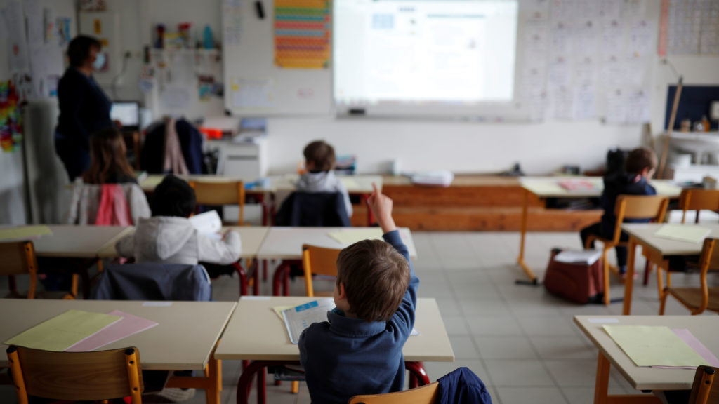 El sistema híbrido del regreso a clases, dependerá de las características de cada plantel
