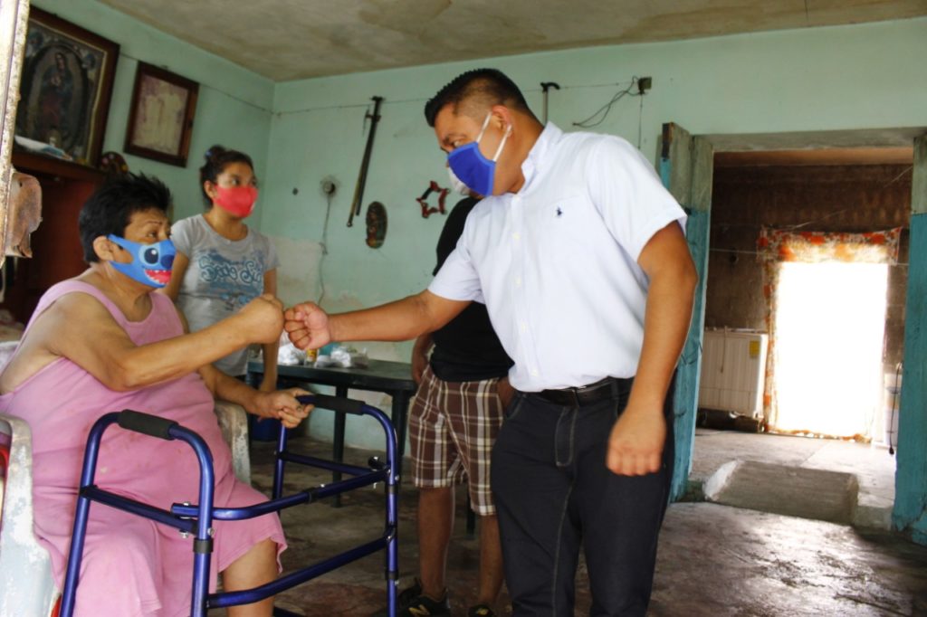 Las personas que más lo necesitan siempre son una prioridad del alcalde de Umán