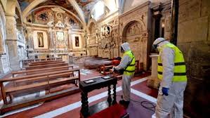 Por protocolo del arzobispado las personas adultas mayores no podrán asistir a la iglesia a su reapertura