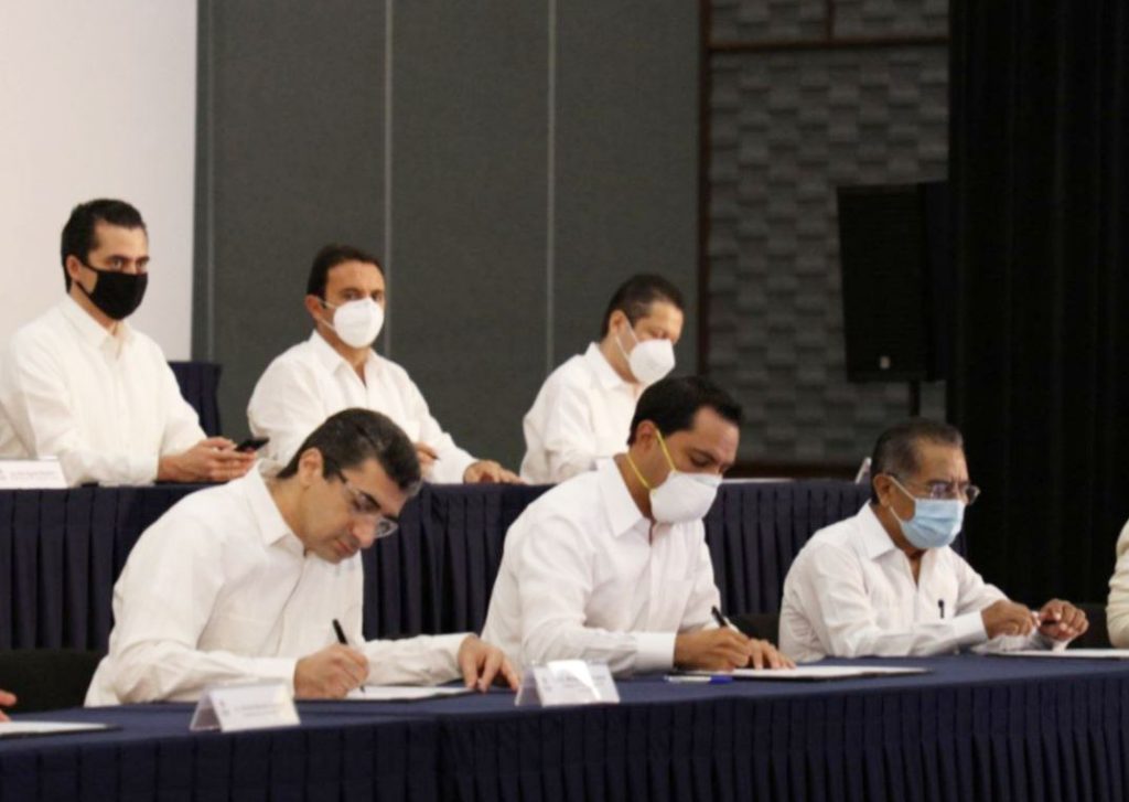 Acuerdo suscrito entre el Gobierno del Estado, sector empresarial, centrales obreras y el Ayuntamiento de Mérida. Contempla 4 pilares y el seguimiento de medidas para una reapertura segura que cuide salud y economía