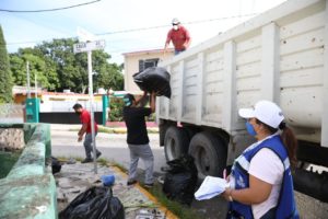 Buena participación de la ciudadanía en primera jornada de descacharrización en Mérida