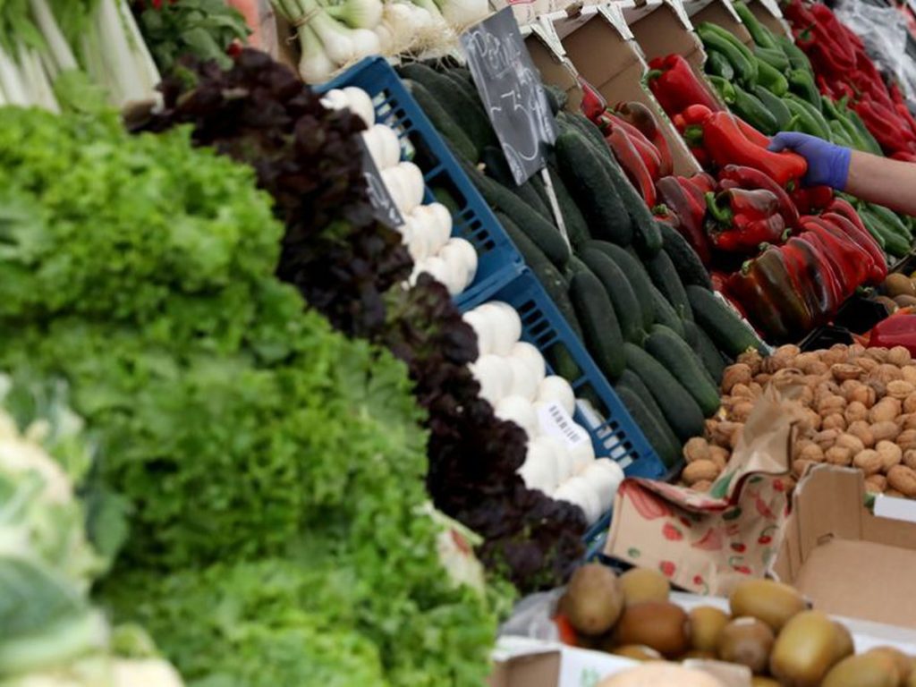 Otra alza en productos afecta a pequeños comerciantes