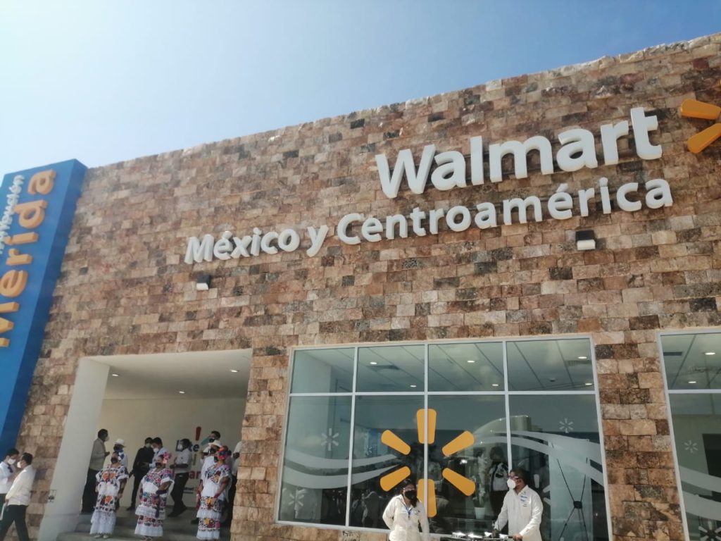 Inauguran CEDIS de Walmart en Mérida