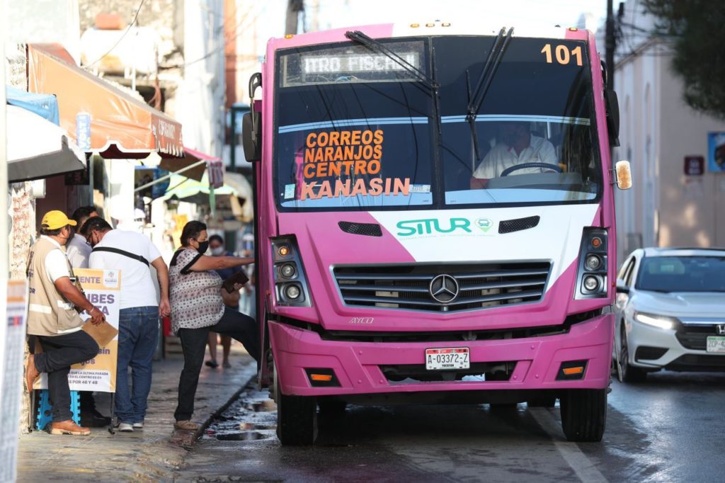 El reinicio de actividades tras día inhábil transcurre con normalidad en el Centro Histórico de Mérida