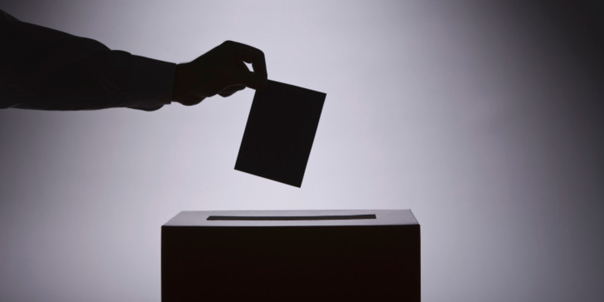 Cientos de estadounidenses que radican en la península ya ejercieron el voto en ausencia