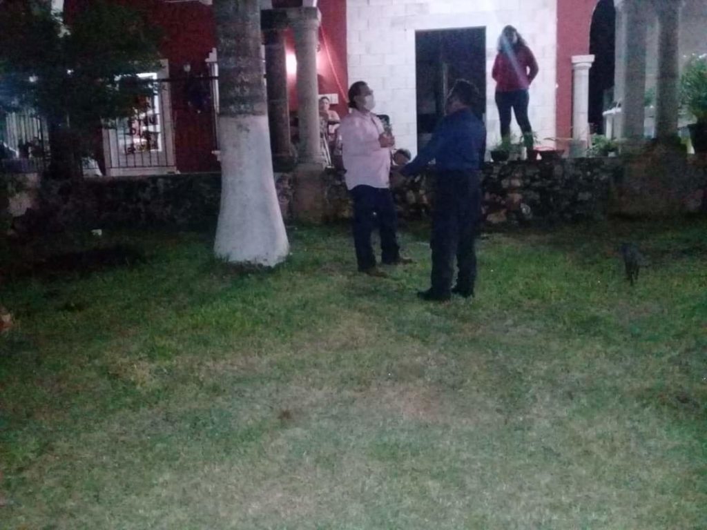 Clausuran corrida clandestina en Uman