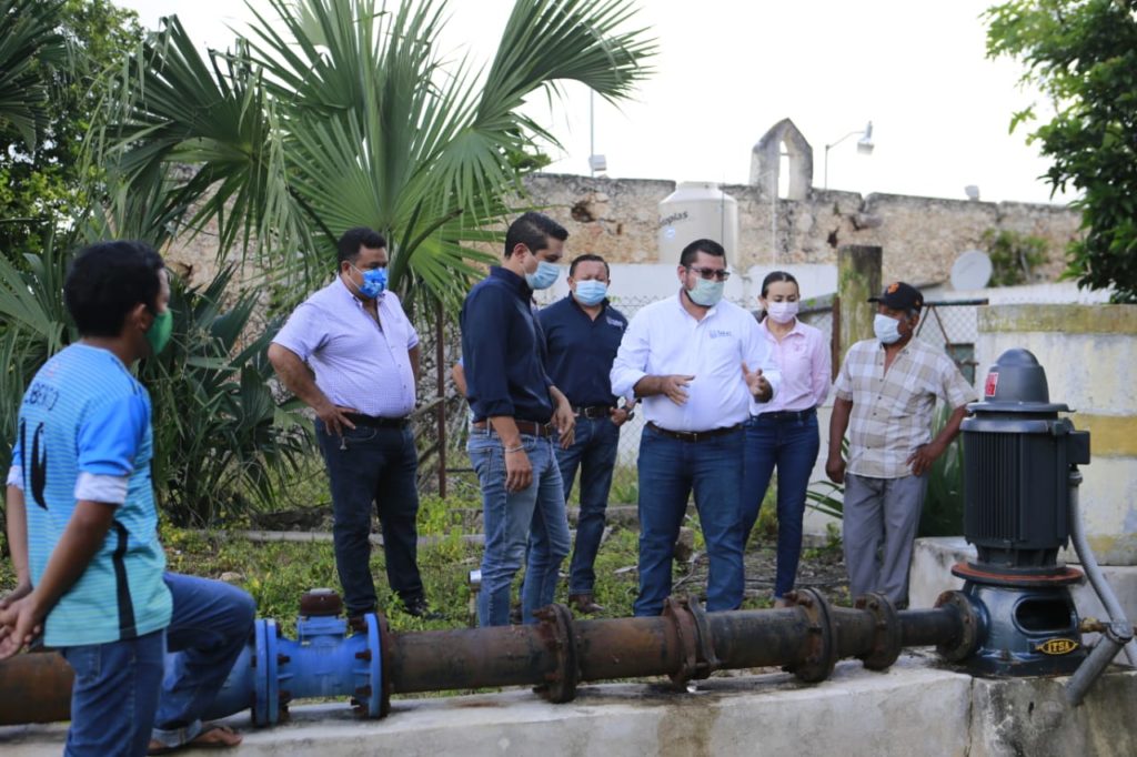El presidente municipal Diego Ávila realizó un recorrido la comisaría de Pencuyut para verificar trabajos en beneficio de la ciudadania