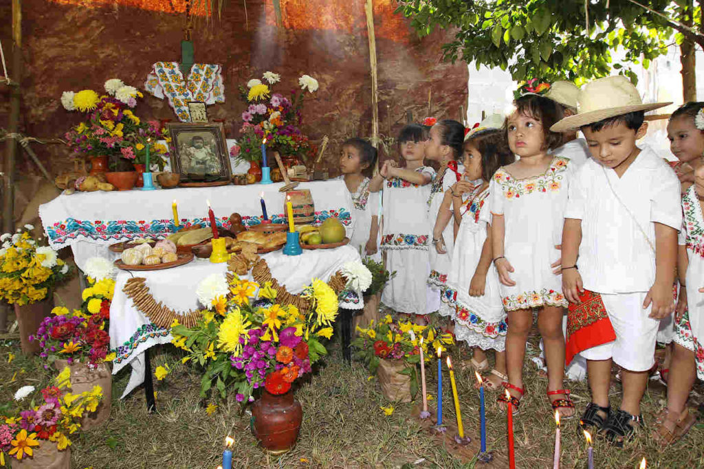 ¿Cómo se escribe, Janal Pixan o Hanal Pixán?