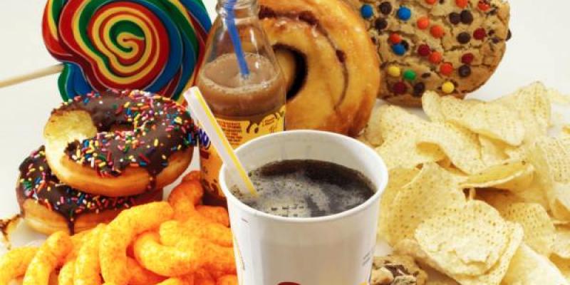 Padres de familia deben de considerarse en Ley de alimentos Chatarra