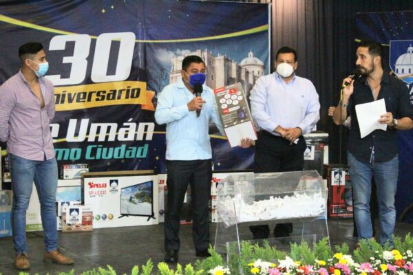 Celebran en grande el 30 Aniversario de la Ciudad de Umán