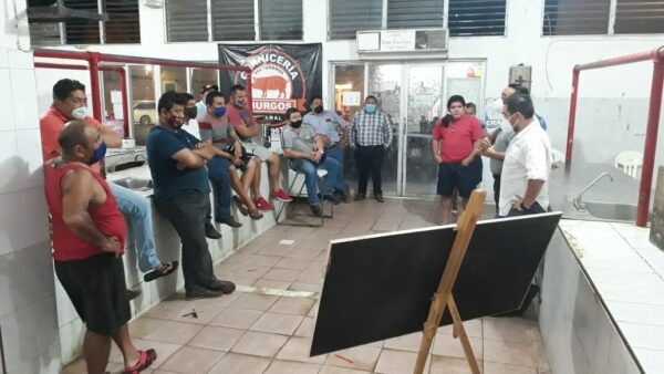 Con recursos propios del ayuntamiento remodelaran área de carniceros en el mercado municipal de Izamal