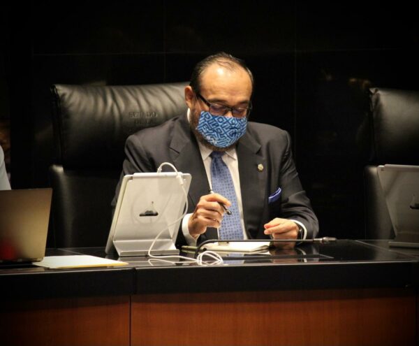 Ramírez Marín pide al Senado intervenir en defensa de los pescadores y puertos de Yucatán
