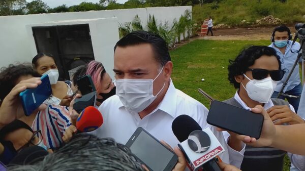 Con cualquiera otro, menos con MORENA y el PRI: Renán Barrera