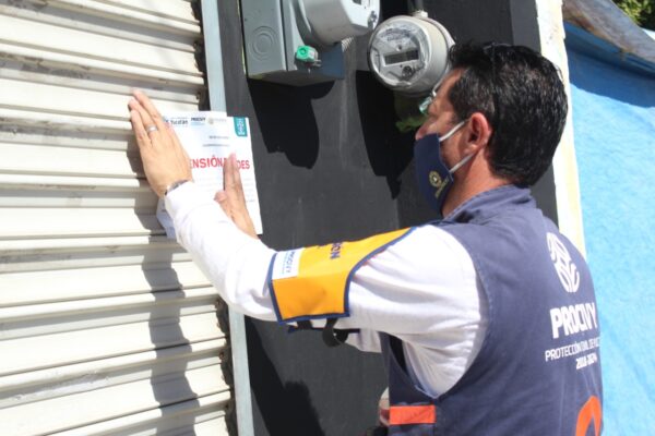 Visitan empresas y comercios de Umán para corroborar el cumplimiento de protocolos sanitarios