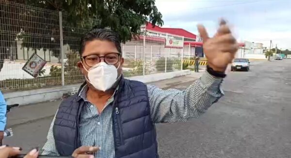 Cierran calle de la central de Abasto