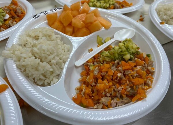 Buenos hábitos alimenticios en vacaciones ayudan a proteger la salud y evitar riesgos ante COVID-19