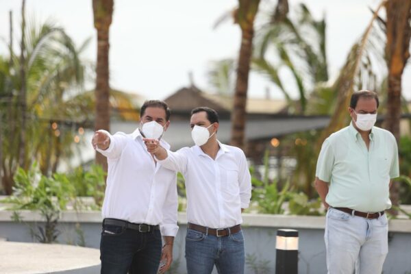 Entrega el Gobernador Mauricio Vila Dosal la segunda etapa de la modernización de la imagen del Malecón de Progreso