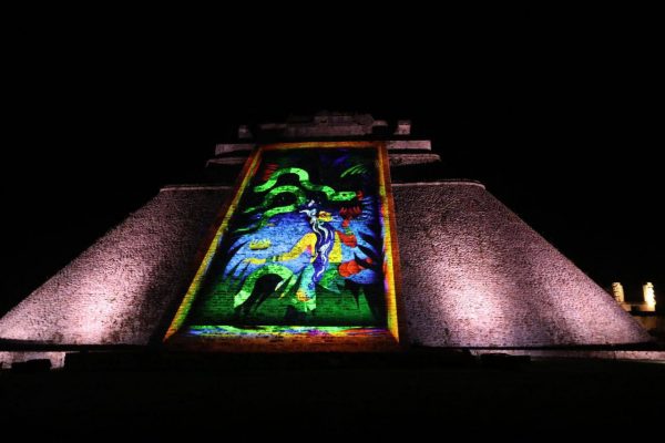 El Gobernador Mauricio Vila Dosal supervisa el espectáculo audio-lumínico Ecos de Uxmal