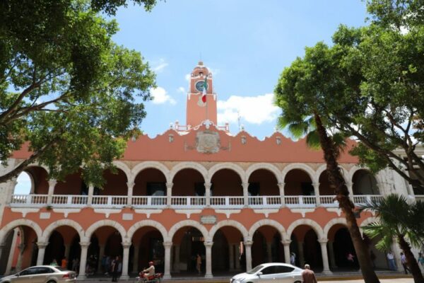 Ordenan embargar las cuentas bancarias y bienes del Ayuntamiento de Mérida