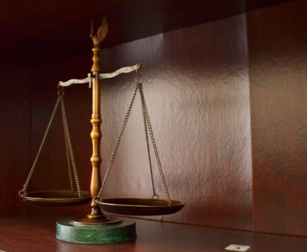 Vinculado a proceso penal por el delito de homicidio cometido por culpa
