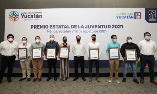 El Gobernador Mauricio Vila Dosal reconoce la dedicación y trabajo de los jóvenes yucatecos