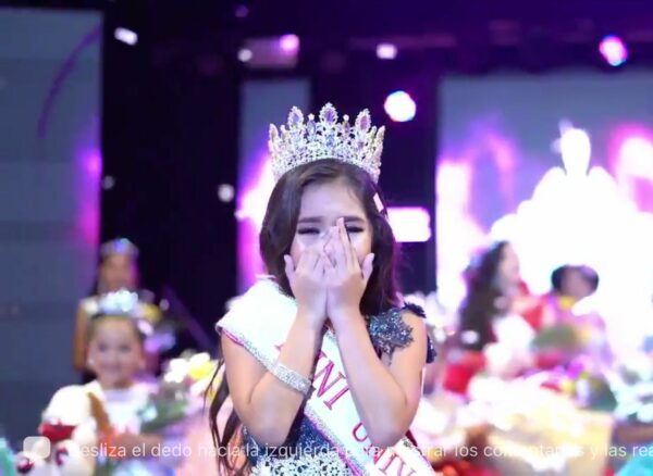 La pequeña izamaleña Renata González gana la competencia de mini universo