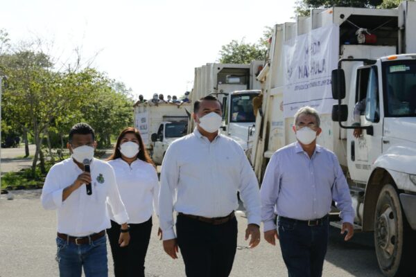 El alcalde Renán Barrera Concha encabezó el inicio de la jornada extraordinaria de limpieza “Mérida Más Chula”