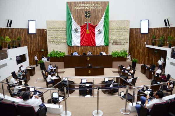 Padres yucatecos que tienen hijos estudiando podrán tener horario flexible