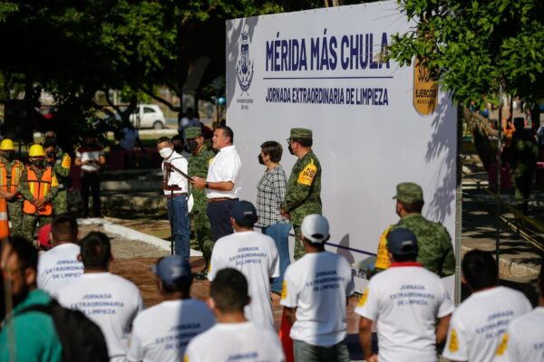 Ejército Mexicano se suma a la jornada extraordinaria de limpieza “Mérida Más Chula”