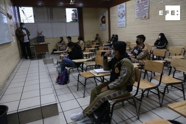 Sólo el 0.15% de las escuelas públicas han tenido contagios de Covid-19