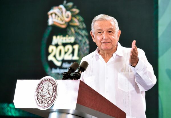El hospital de Ticul es producto de un contrato oscuro del quinquenio de Ivonne Ortega, dijo AMLO