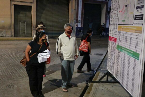 Con normalidad y sin contratiempos, comenzaron a funcionar las zonas de ascenso y descenso de transporte público del Centro Histórico de Mérida
