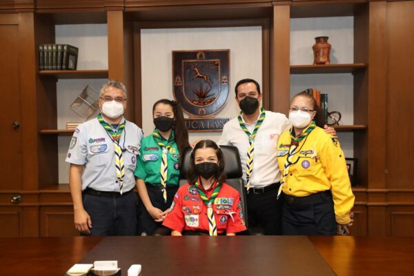 La joven scout Andrea Paola López Bautista asume el cargo de Gobernadora por un día