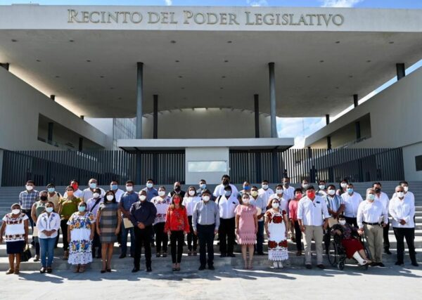 Alcaldes y legisladores del PRI van en alianza para dar cuentas claras